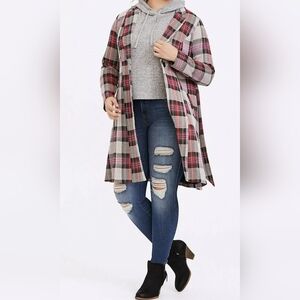 TORRID PINK PLAID LONGLINE BLAZER 🩷🖤🩶🤍